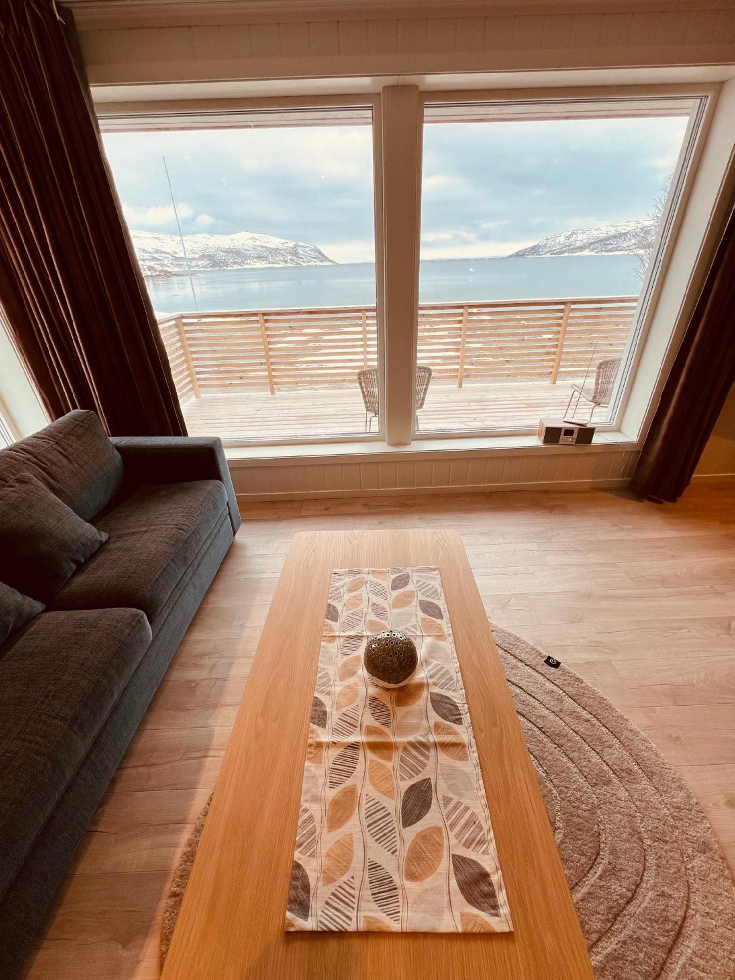 Olderfjord Turistsenter Hotel Russenes Eksteriør billede