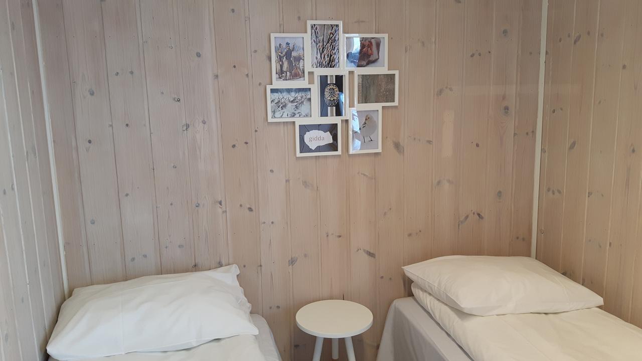 Olderfjord Turistsenter Hotel Russenes Eksteriør billede